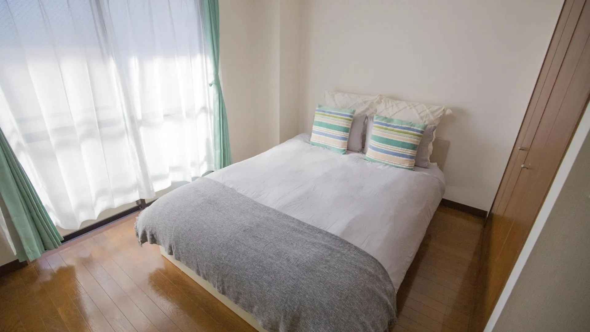 Shinjuku Ryokan Retreat丶local Tokyo Experience & Short Trips Hub丶walk To Shinjuku Station E06B Apartment